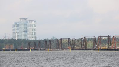 Kruunuvuorensillan työmaa ja Kalasataman tornit 17.5.2023